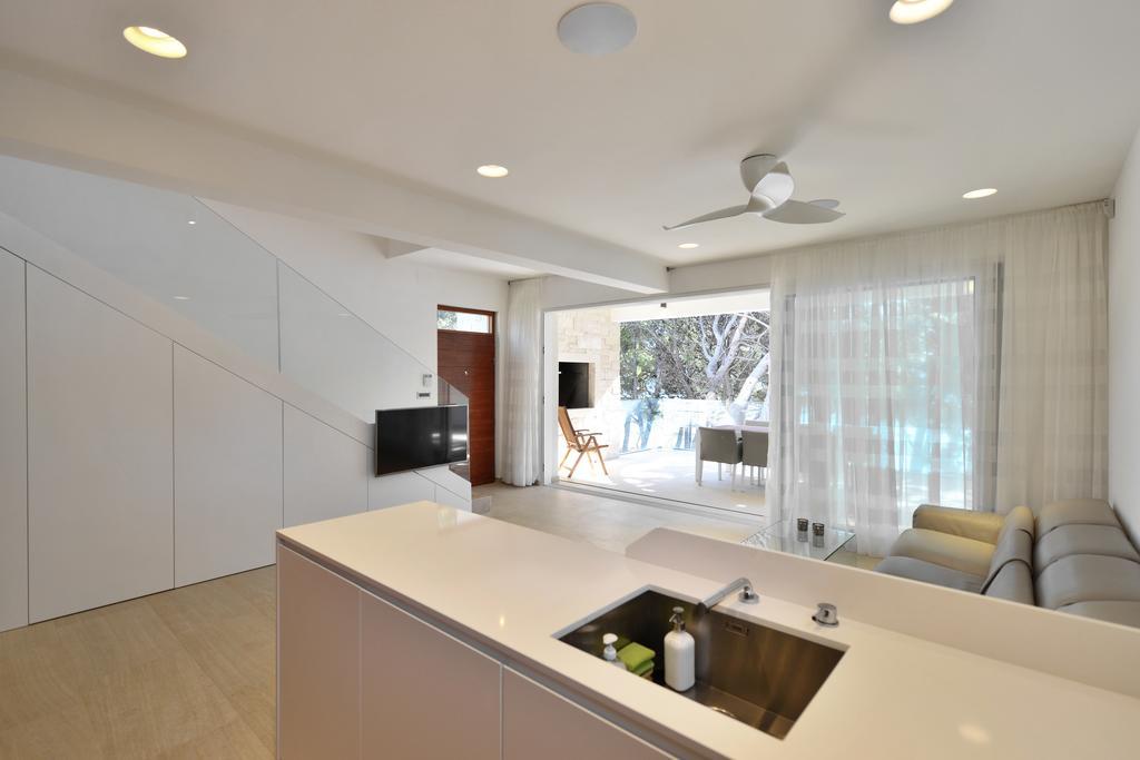 Chiponsky One - 5 Star Beachfront Property Bol Ngoại thất bức ảnh