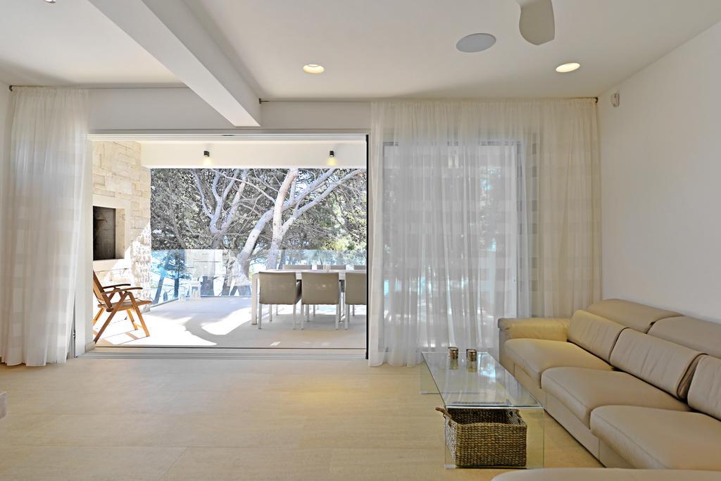 Chiponsky One - 5 Star Beachfront Property Bol Ngoại thất bức ảnh